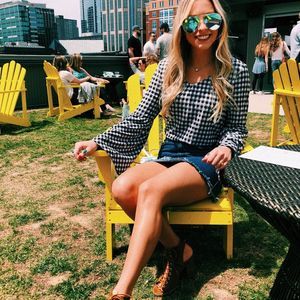 Meet your Posher, Isabelle